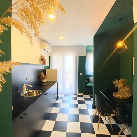 Apartment New Edition *