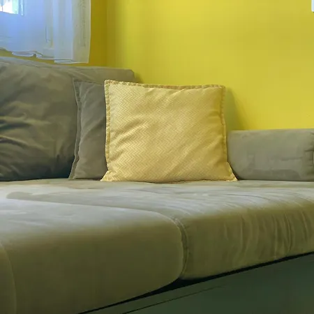 New Edition Apartment Kryemedhej